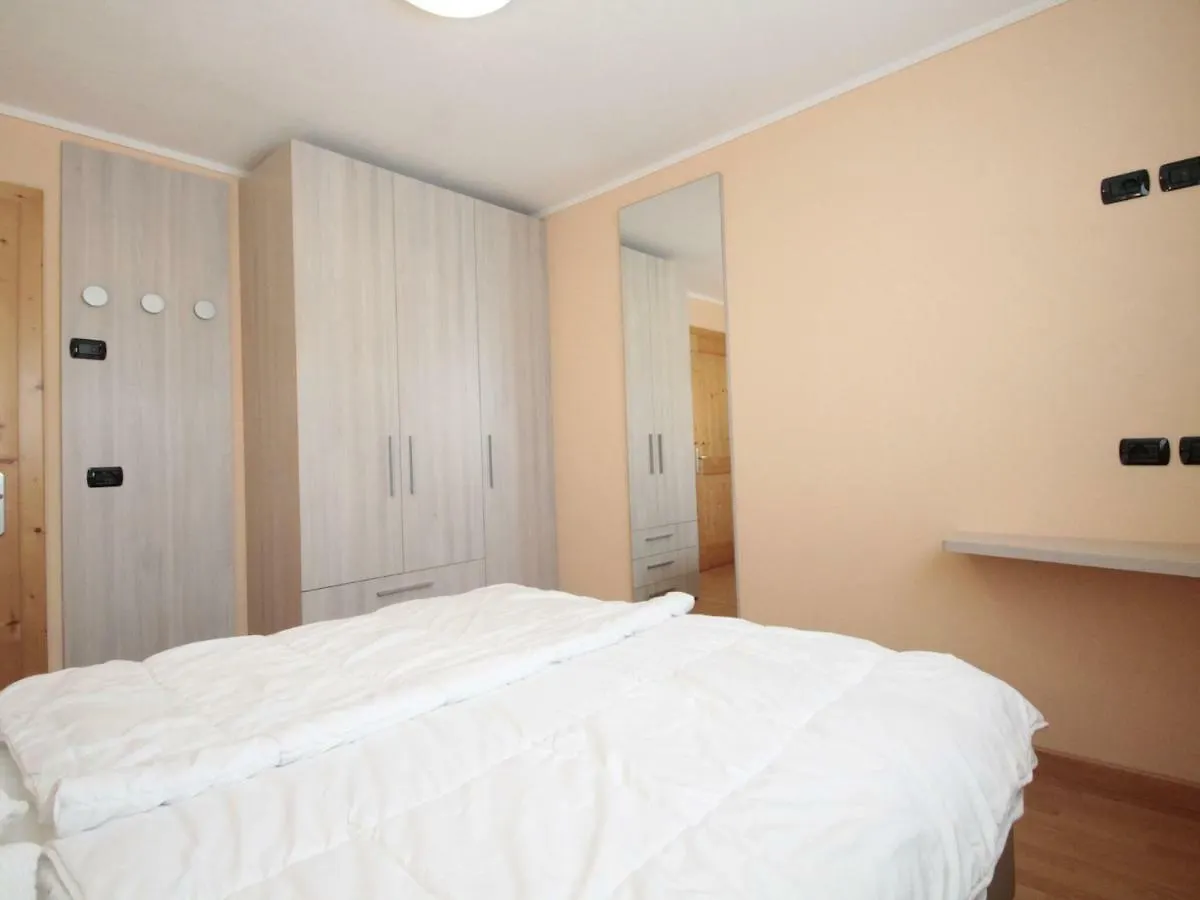 Comfortable Holiday Home in Livigno near Ski Lift