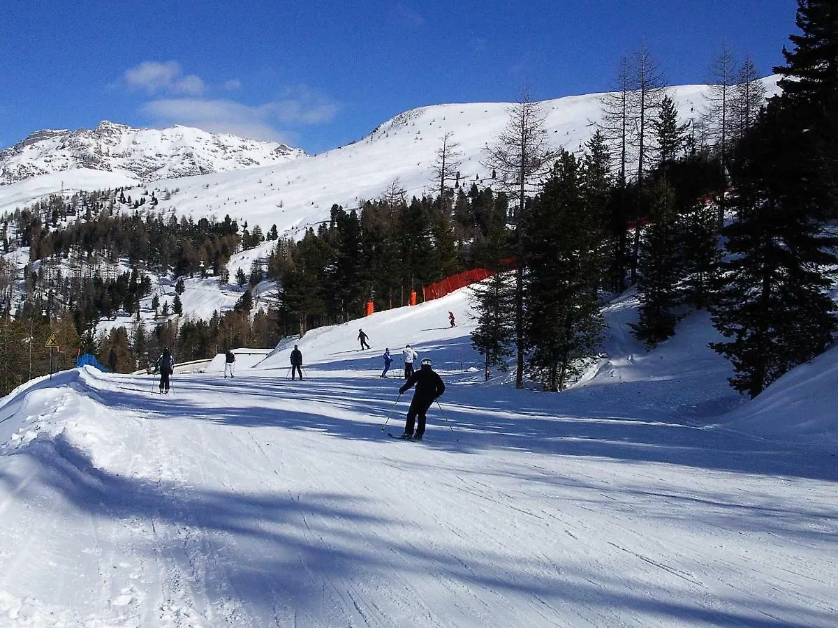 Comfortable Holiday Home in Livigno near Ski Lift 0*,  Italia