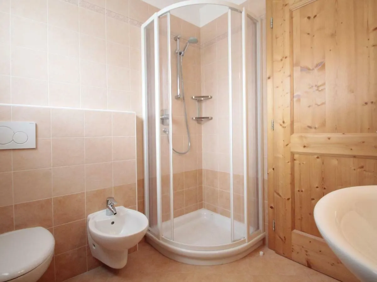 Comfortable Holiday Home in Livigno near Ski Lift